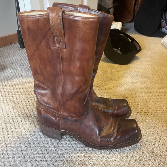 Men's Brown Leather Boots - Picture 2 of 3
